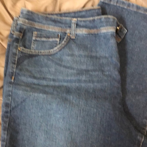 Style & Co. Woman straight leg jeans - Picture 4 of 7